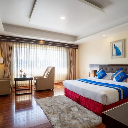 Shangrila Blu Hotel Lalitpur Dış mekan fotoğraf