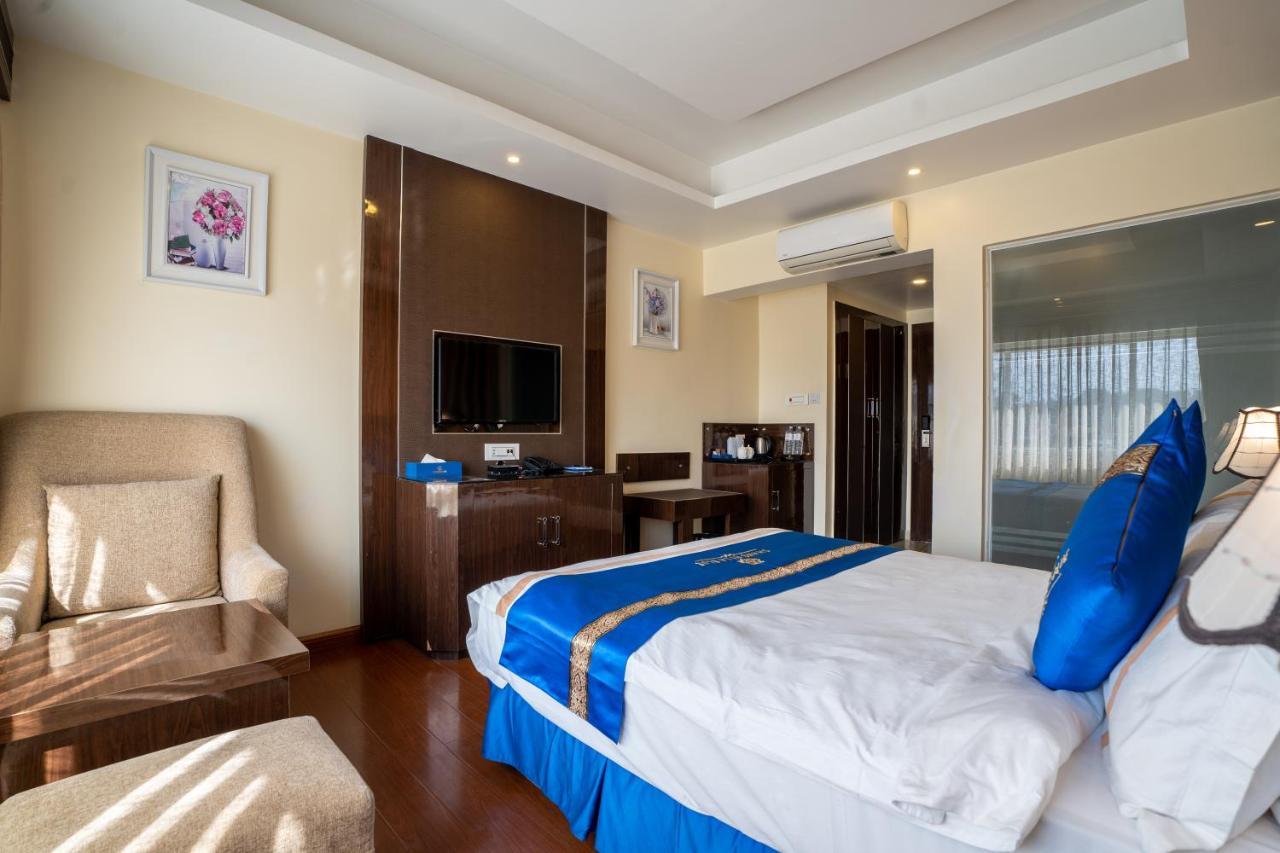 Shangrila Blu Hotel Lalitpur Dış mekan fotoğraf