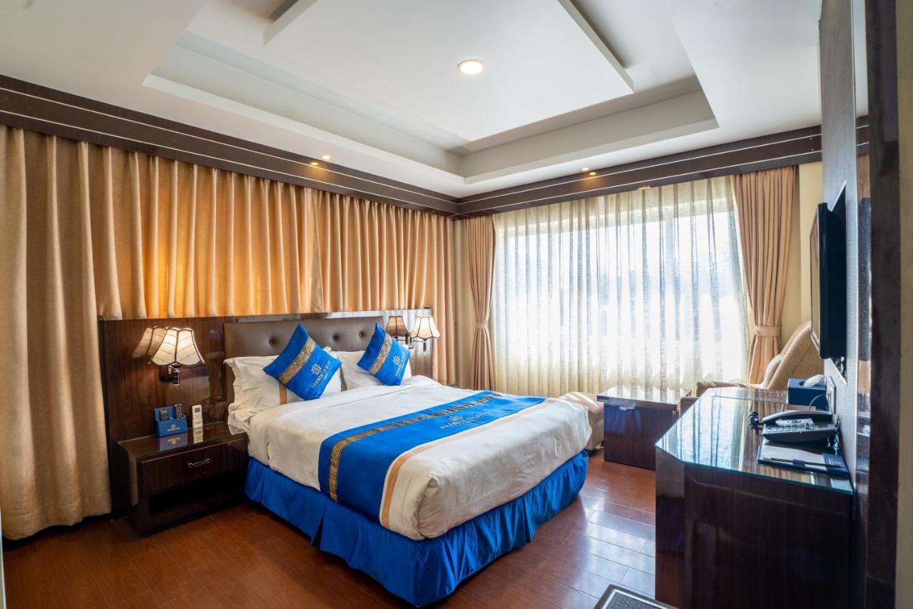 Shangrila Blu Hotel Lalitpur Dış mekan fotoğraf