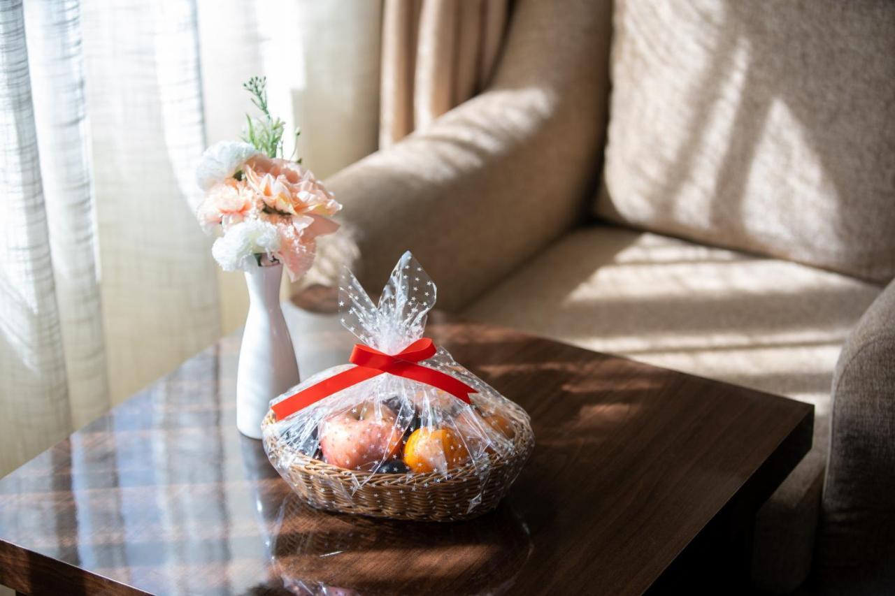 Shangrila Blu Hotel Lalitpur Dış mekan fotoğraf
