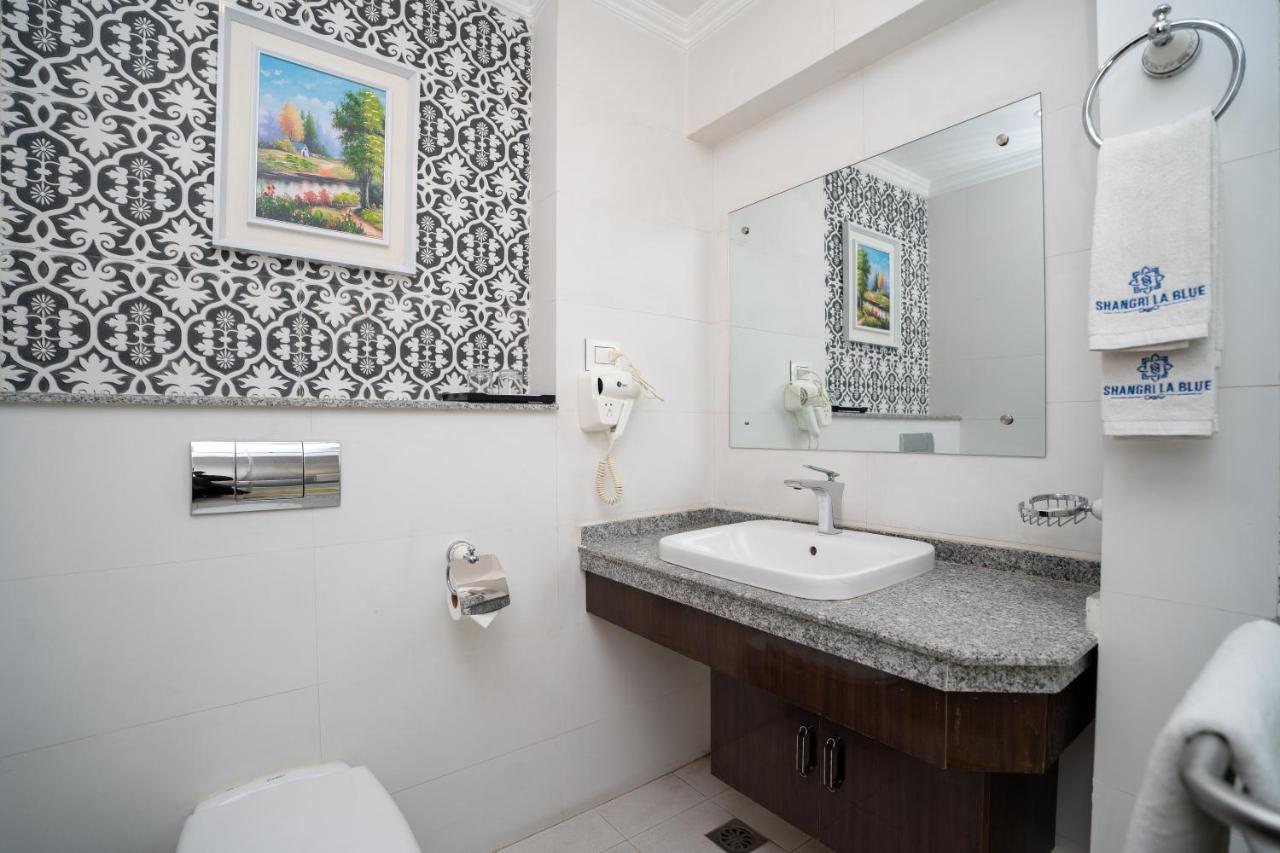 Shangrila Blu Hotel Lalitpur Dış mekan fotoğraf